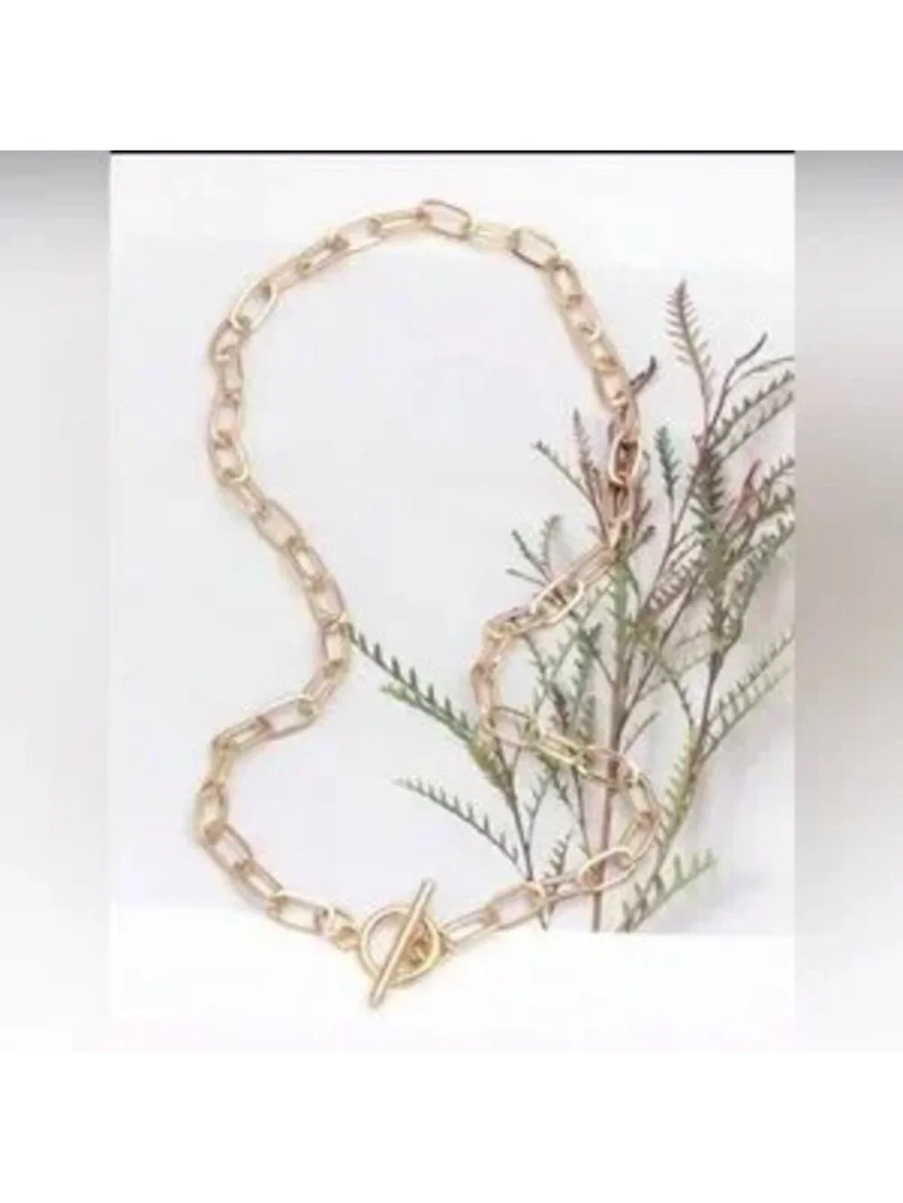 Gold Toggle Chain Necklace